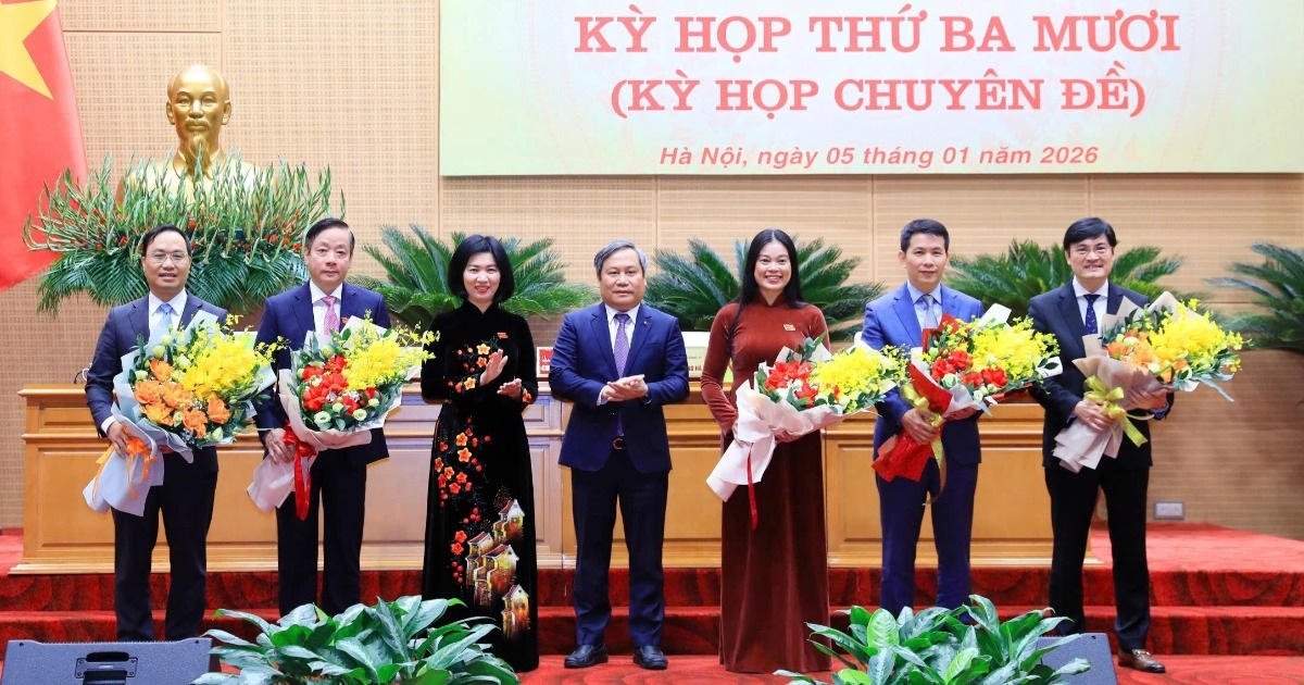 Hà Nội bầu bổ sung nhiều nhân sự mới