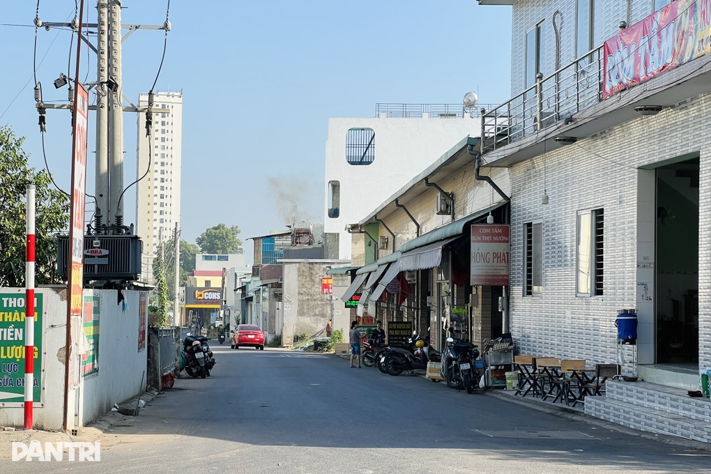 Chủ tịch phường nói lỗi đánh máy văn bản cho xe ben vào hẻm 5 tấn ở TPHCM - 1