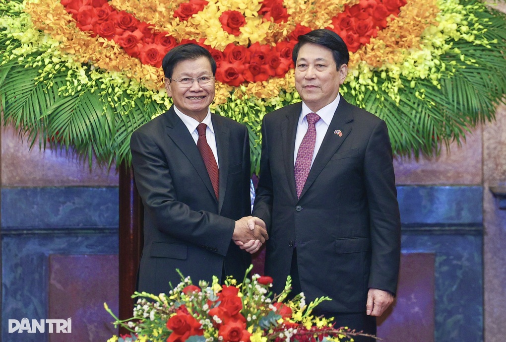 Đưa quan hệ Việt Nam - Lào ngày càng phát triển - 1 Đưa quan hệ Việt Nam - Lào ngày càng phát triển - 1