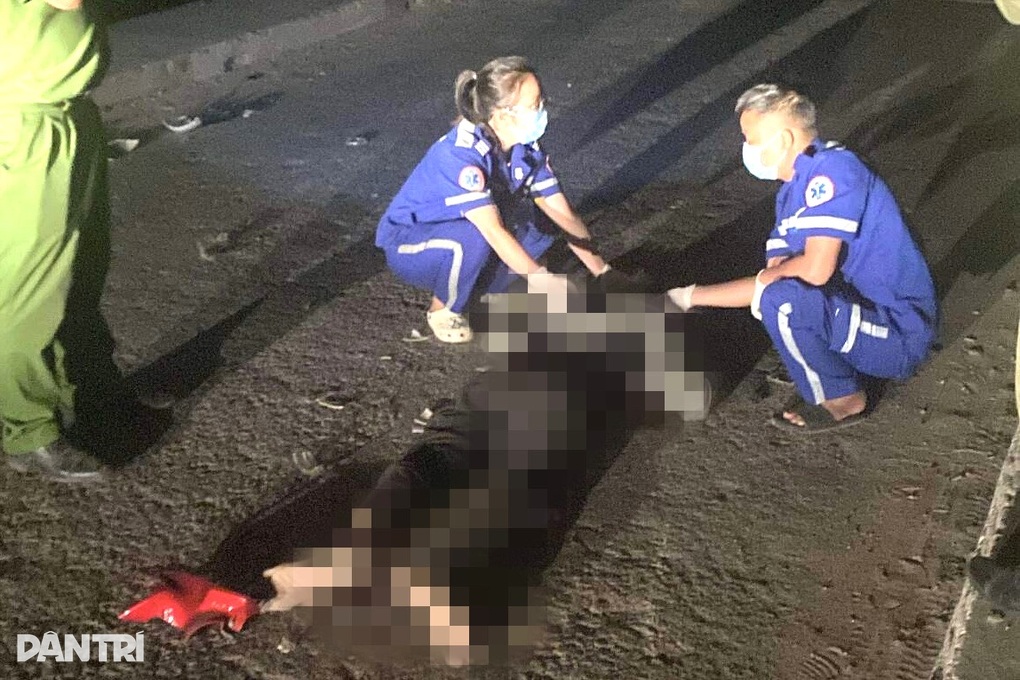 Thanh niên tử vong trên cầu ở TPHCM - 1