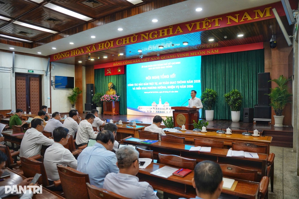 CSGT đề nghị không ngăn đường, tổ chức sự kiện ở trung tâm TPHCM - 1