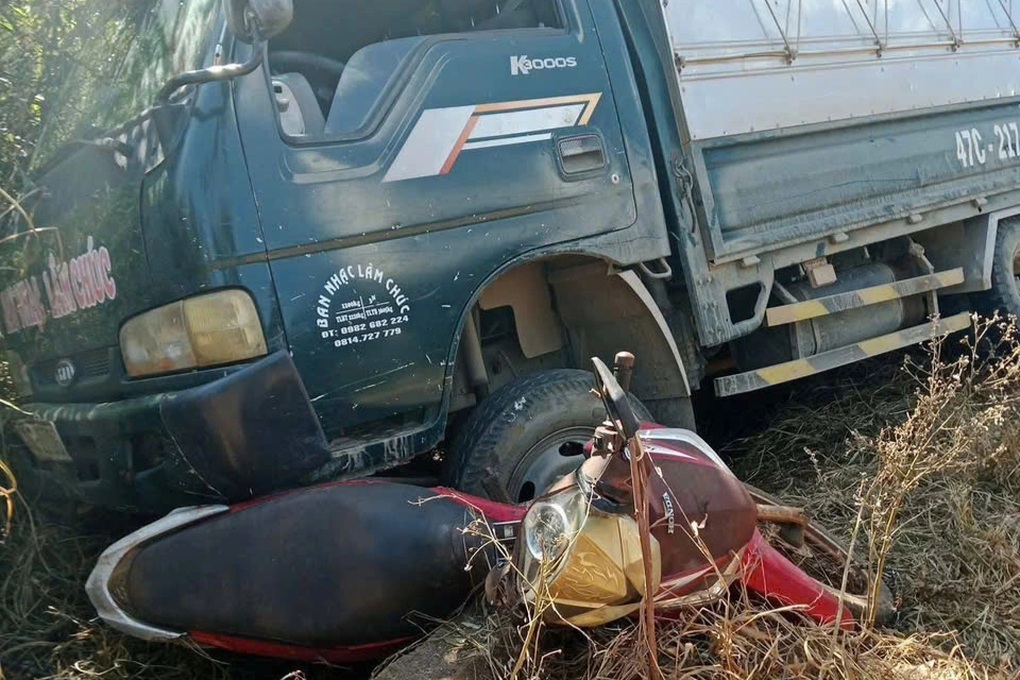 Xe tải không người lái trôi tự do cán tử vong bé gái 10 tuổi - 1