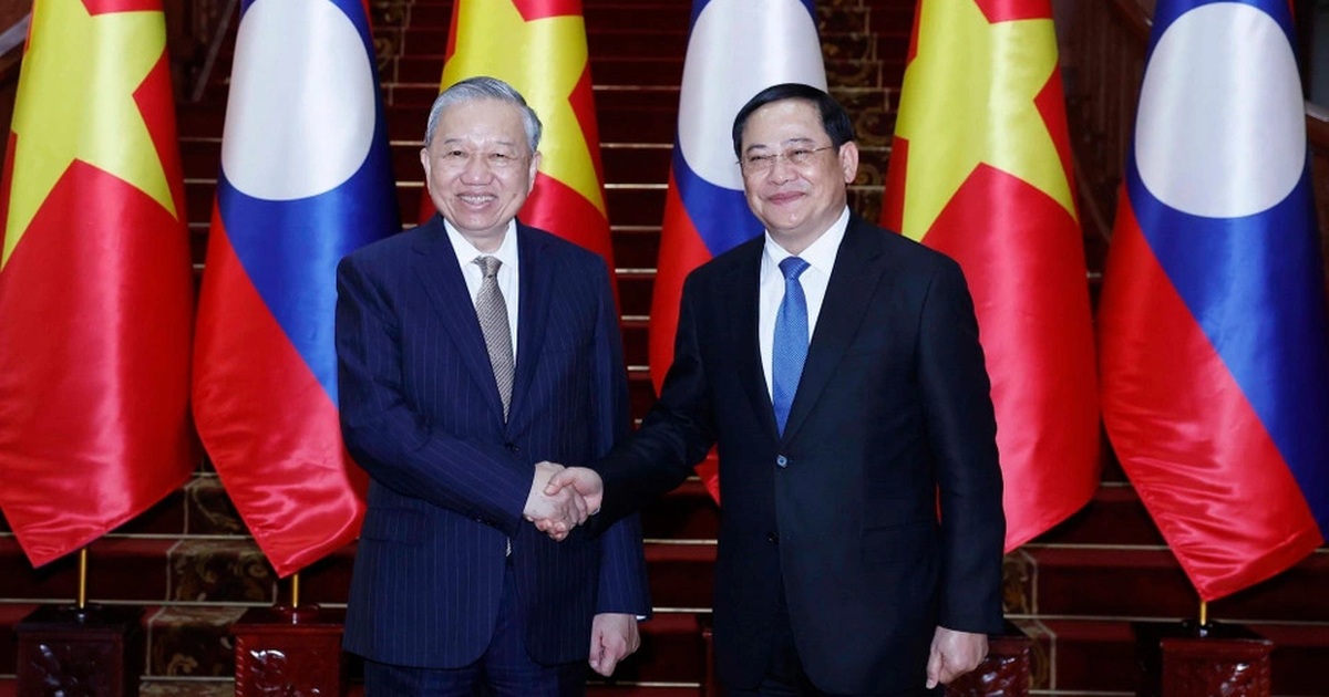 Việt Nam – Lào đẩy mạnh hợp tác toàn diện, tăng cường gắn kết chiến lược