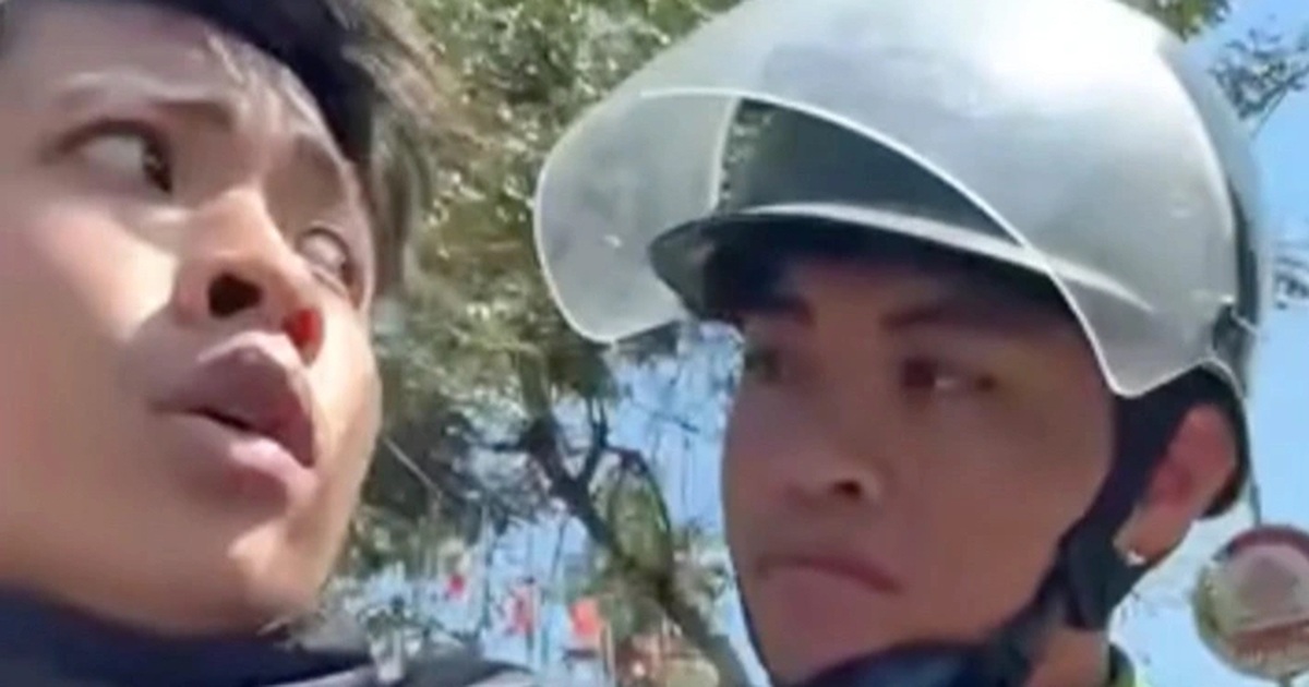 “Sốt” với clip của 2 anh em là công an và rapper trẻ tại Huế