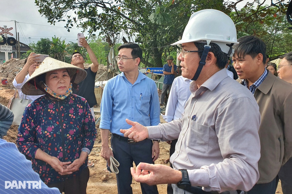 Vướng mặt bằng 64 hộ dân, dự án quốc lộ hơn 1.800 tỷ đồng còn ngổn ngang - 1