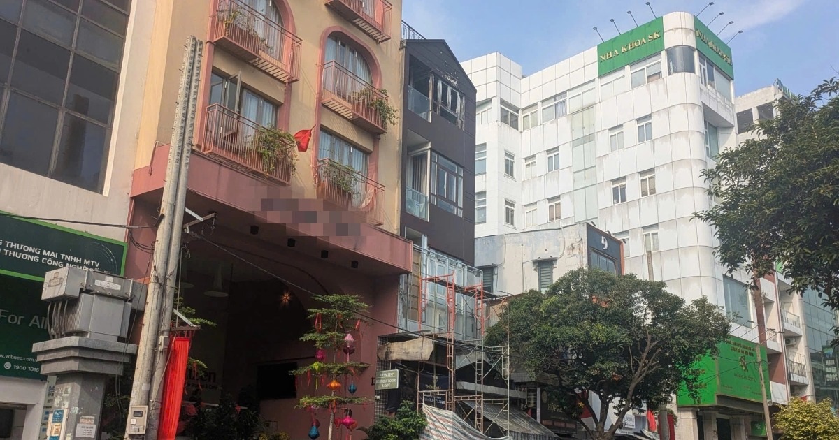 Cháy nhà 5 tầng ở trung tâm TPHCM