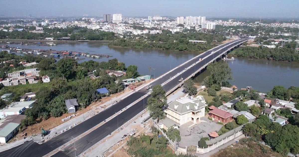 Đồng Nai thông xe kỹ thuật cầu Thống Nhất và khởi công dự án đường ven sông