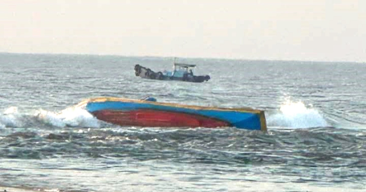 Tàu cá bị sóng đánh chìm trên biển Lâm Đồng, một ngư dân thiệt mạng