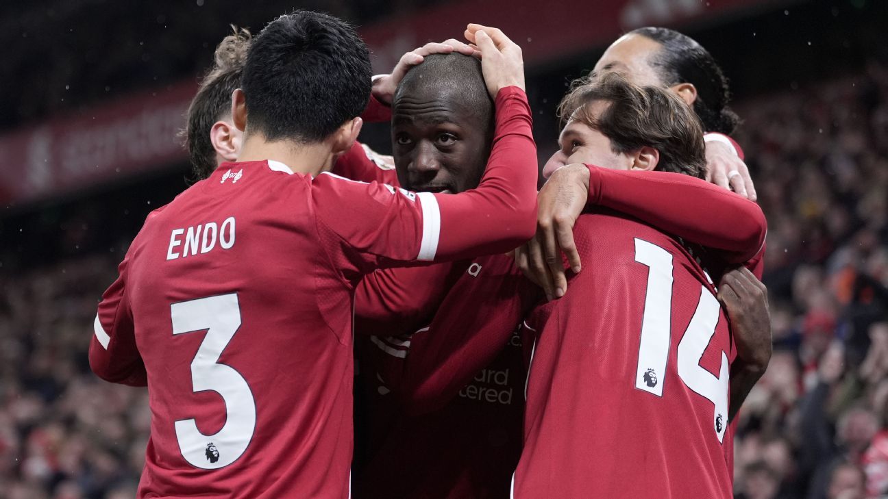 Liverpool players rally around Konaté after father’s death