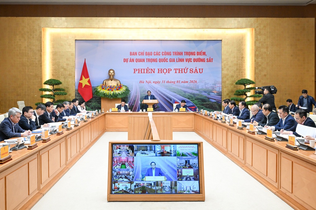 Thủ tướng: Áp dụng quy định cho phép, triển khai nhanh đường sắt tốc độ cao - 1