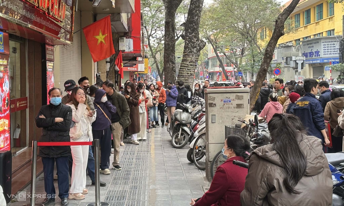 Giá vàng miếng giảm 6 triệu đồng