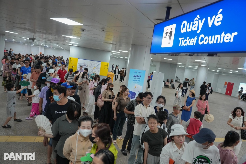 Metro số 1 TPHCM sẽ chạy thêm giờ đêm giao thừa - 1