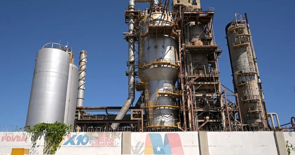 Mỹ nới lỏng trên diện rộng lệnh trừng phạt áp lên dầu mỏ Venezuela