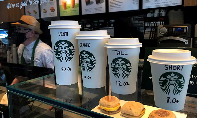 Áp lực ‘tìm lại hào quang’ của Starbucks trước loạt đối thủ