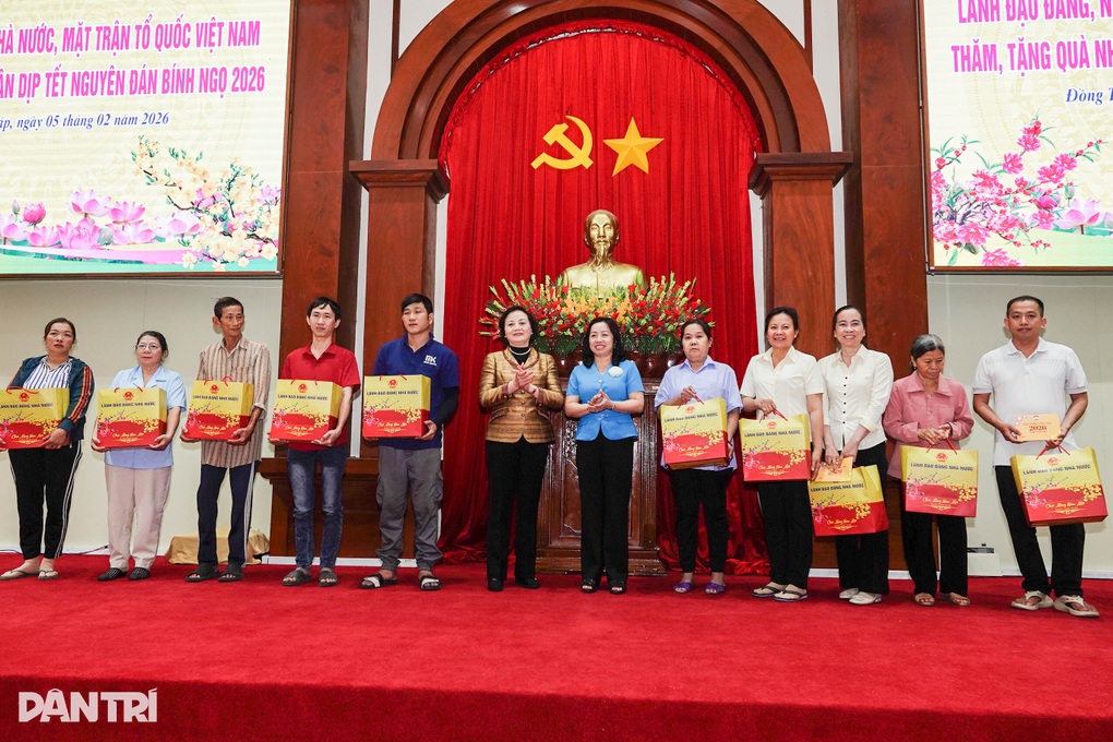 Phó Thủ tướng: Mong người dân có Tết đủ đầy, không ai bị bỏ lại phía sau - 5