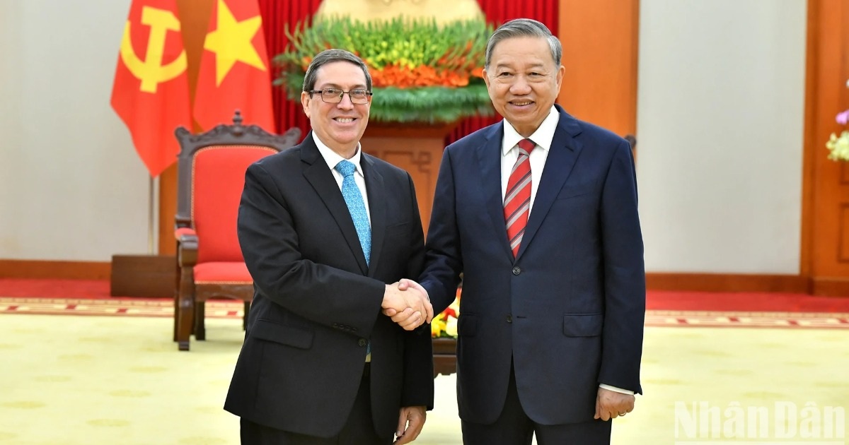 Tổng Bí thư: Việt Nam luôn ủng hộ và sát cánh cùng nhân dân Cuba