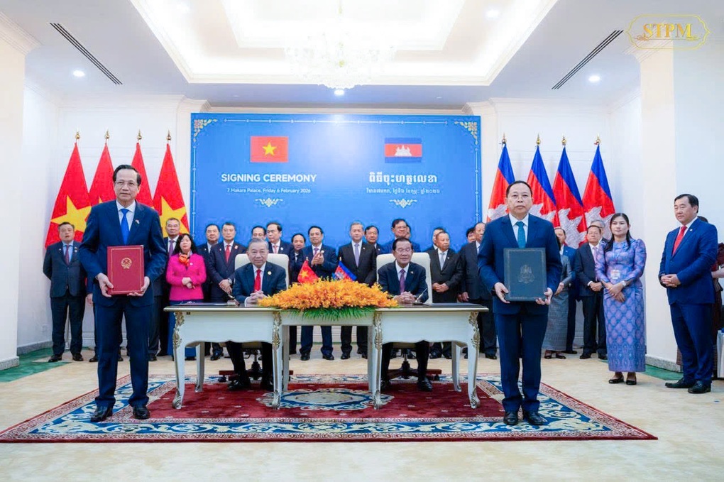 Việt Nam sẽ đào tạo, bồi dưỡng kiến thức công tác dân tộc cho cán bộ Campuchia - 1