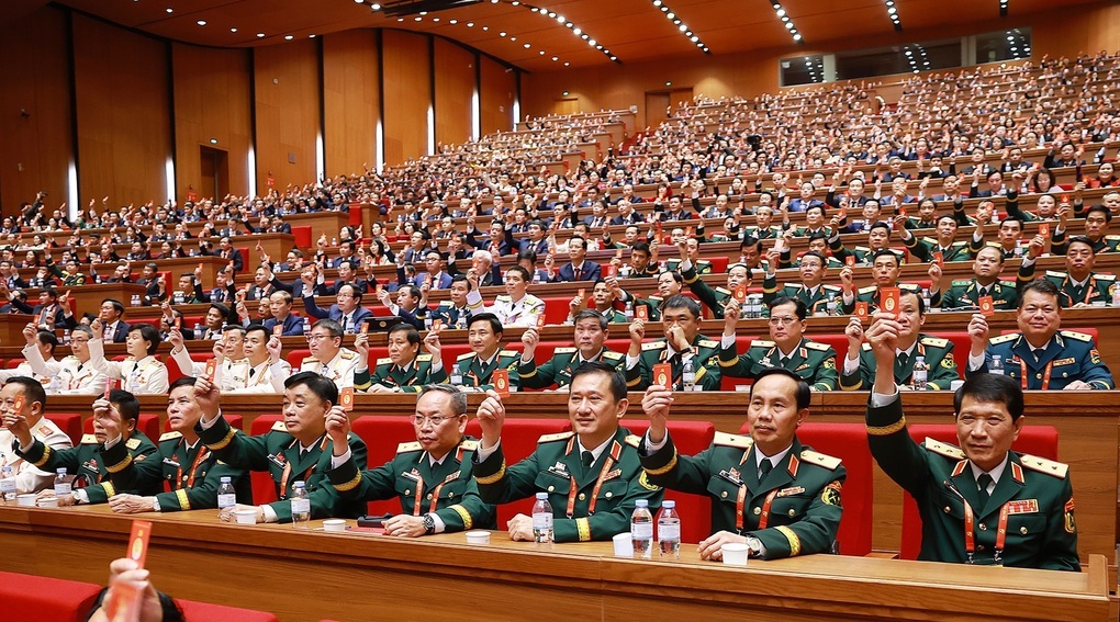 Bộ Chính trị ra quy định về mức đóng đảng phí - 1