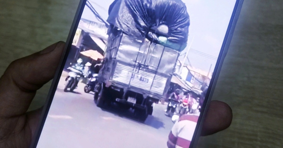 Phạt tài xế làm rơi hàng khiến người đi đường bị thương ở TPHCM